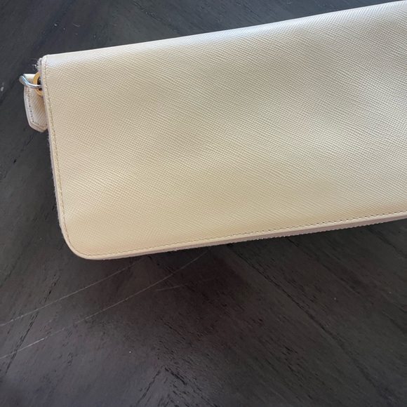 Prada Saffiano Wallet - Picture 2 of 6